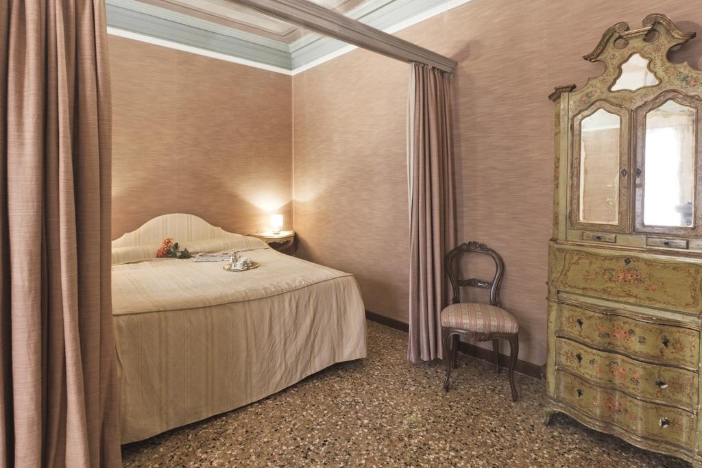 Palazzetto San Lio, Rialto Apartamento Veneza Exterior foto